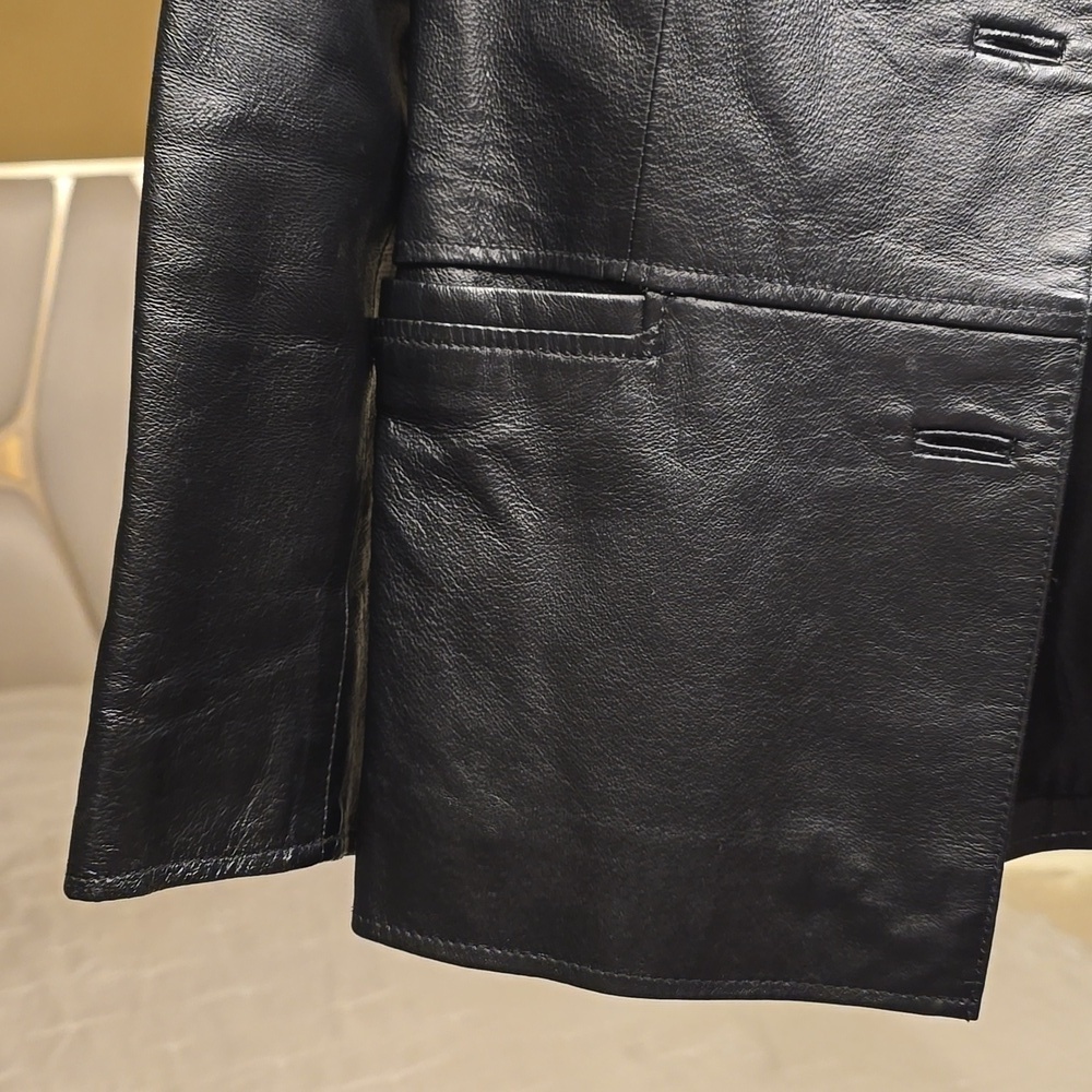 Clio Black Leather Jacket - Picture 4 of 14